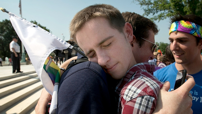 Illustration for article titled Emotional and Poignant Images From Today's DOMA & Prop 8 Celebrations